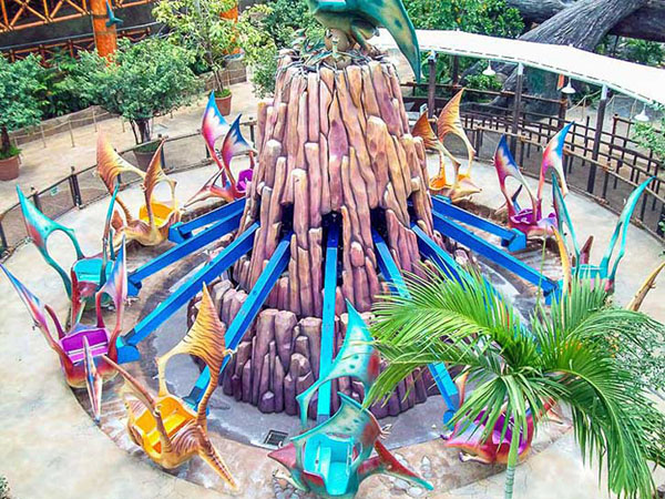 旋轉(zhuǎn)飛龍游樂設(shè)備